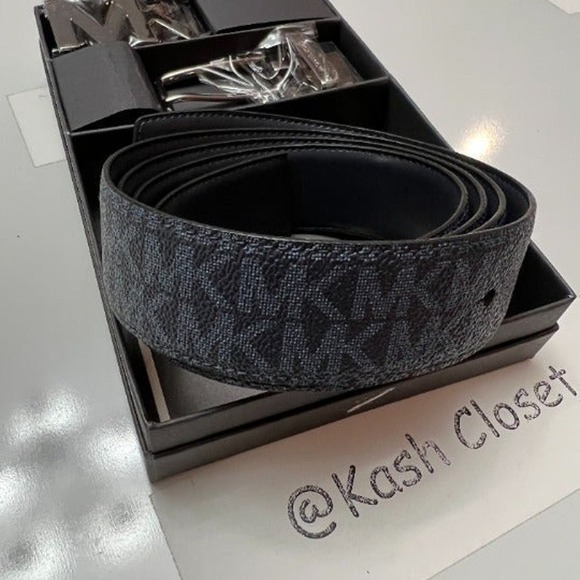 Michael Kors Mens Belt Set 4 in 1 Reversible MK Signature Gift Box Admiral Blue - Picture 4 of 7